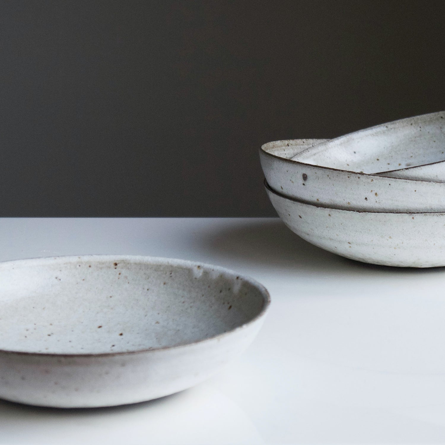 Elevate the Evening: 10 Sustainable Gift Ideas for the Dinner Party Host.