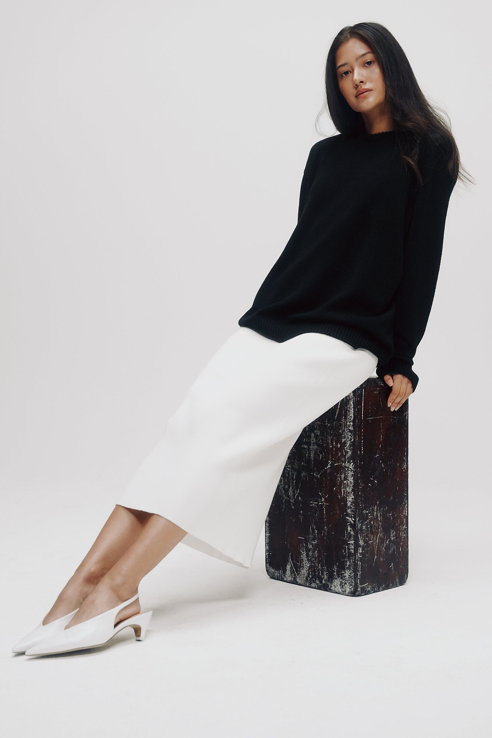Mila Merino Wool Sweater in Black